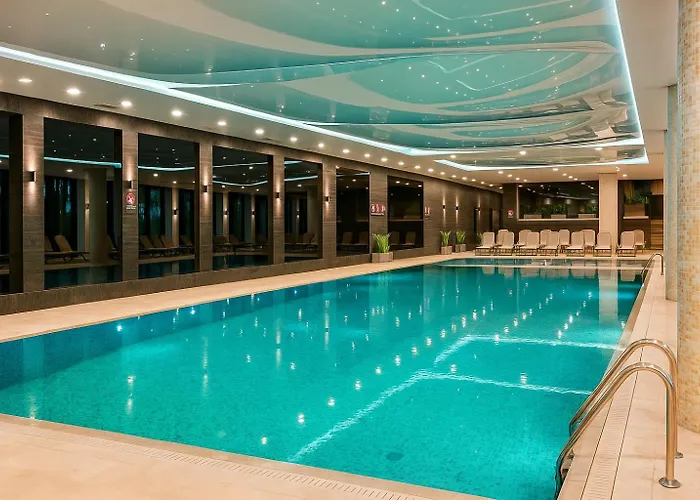 Nadmorskie Tarasy Apartament Park I Morze Z Garazem, Basen, Sauna, Jacuzzi